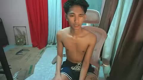 Snapshot of lui_the_fucker chatting on January 19, 2026, 4:49 am lui_the_fucker online show from January 19, 2026, 4:49 am