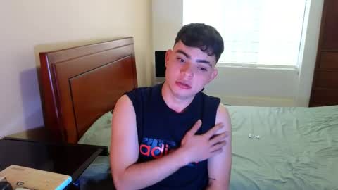 Snapshot of lukeboyce chatting on September 10, 2025, 1:44 pm lukeboyce online show from September 10, 2025, 1:44 pm