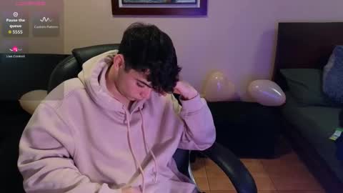 Snapshot of lukeboyce chatting on February 5, 2026, 12:48 am lukeboyce online show from February 5, 2026, 12:48 am