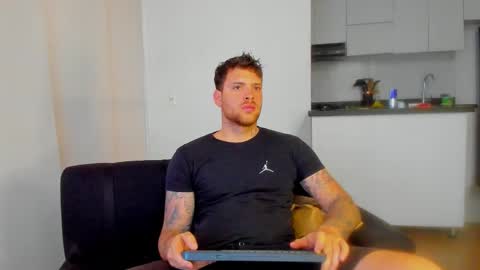 Snapshot of lukeglanton17 chatting on February 27, 2026, 11:10 am Luke online show from February 27, 2026, 11:10 am