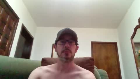 Snapshot of lukz88bigcock chatting on February 16, 2026, 11:12 pm Luke online show from February 16, 2026, 11:12 pm