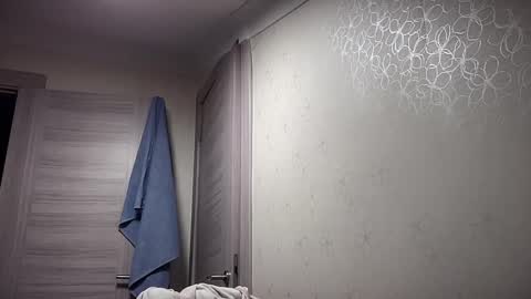 LunaPica online show from January 7, 2025, 5:01 am