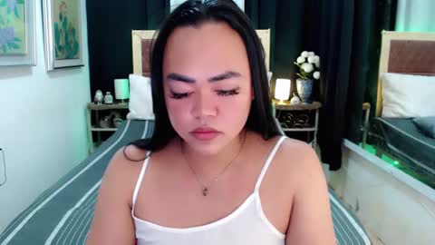 Trina online show from January 19, 2025, 7:04 am