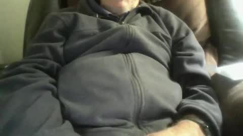 Snapshot of luv269er chatting on December 2, 2025, 3:12 am luv269er online show from December 2, 2025, 3:12 am