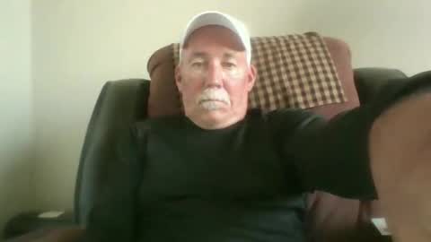 Snapshot of luv269er chatting on December 4, 2025, 9:01 pm luv269er online show from December 4, 2025, 9:01 pm