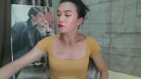 Snapshot of lykafox_xx chatting on February 16, 2025, 1:36 am alexa online show from February 16, 2025, 1:36 am