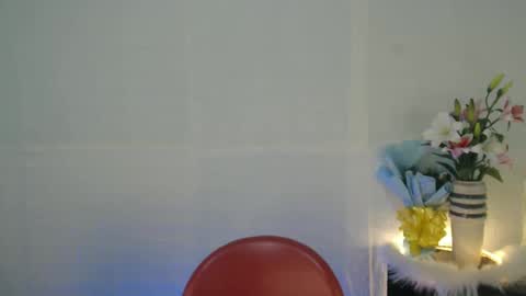 Snapshot of lykafox_xx chatting on February 23, 2025, 7:00 am alexa online show from February 23, 2025, 7:00 am