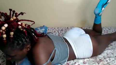 Snapshot of lynnesee chatting on January 19, 2026, 7:34 am lyenne online show from January 19, 2026, 7:34 am