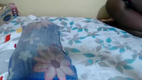 Snapshot of lynnesee chatting on February 16, 2026, 10:55 am lyenne online show from February 16, 2026, 10:55 am