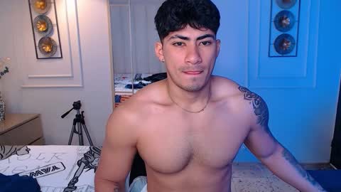 Snapshot of m1chaelx_ chatting on January 7, 2026, 4:31 pm MICHAEL online show from January 7, 2026, 4:31 pm