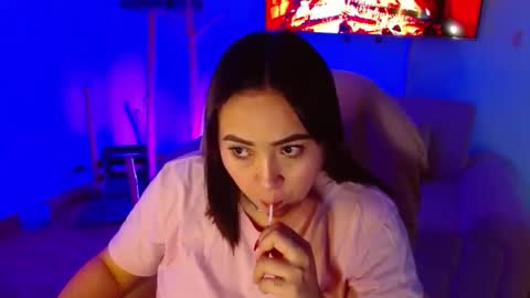 Snapshot of m33li chatting on February 22, 2026, 8:07 pm Meli online show from February 22, 2026, 8:07 pm