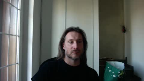 Snapshot of m4rduk81 chatting on January 18, 2025, 12:04 pm m4rduk online show from January 18, 2025, 12:04 pm