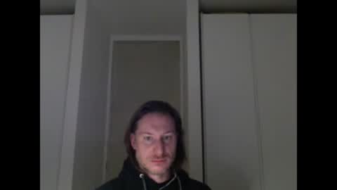 Snapshot of m4rduk81 chatting on November 16, 2025, 6:08 am m4rduk online show from November 16, 2025, 6:08 am