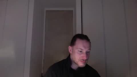 Snapshot of m4rduk81 chatting on November 17, 2025, 4:40 am m4rduk online show from November 17, 2025, 4:40 am