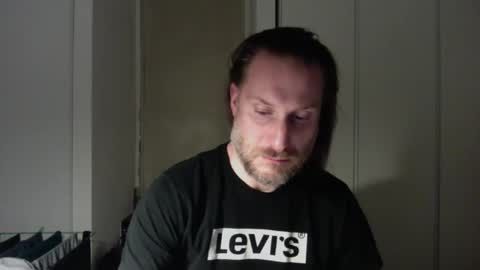 Snapshot of m4rduk81 chatting on December 21, 2025, 2:30 am m4rduk online show from December 21, 2025, 2:30 am