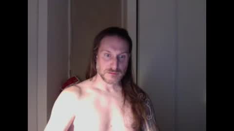 Snapshot of m4rduk81 chatting on January 6, 2026, 10:56 pm m4rduk online show from January 6, 2026, 10:56 pm