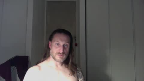 Snapshot of m4rduk81 chatting on January 15, 2026, 8:56 pm m4rduk online show from January 15, 2026, 8:56 pm