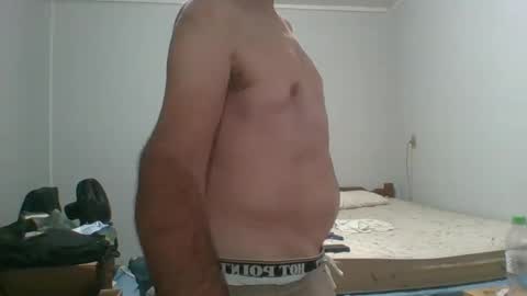 MACHOLIVRE online show from February 17, 2025, 2:42 am