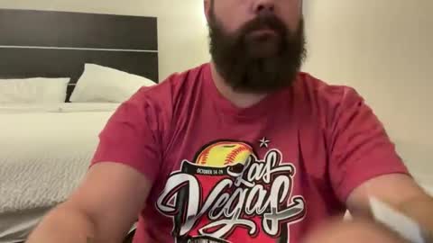 macrackin33 online show from November 12, 2025, 12:33 am