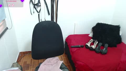 Snapshot of madura_sexy69 chatting on December 17, 2024, 1:27 pm Madura sexy69 online show from December 17, 2024, 1:27 pm