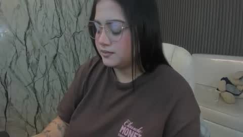 Snapshot of mady_muse chatting on February 20, 2026, 3:36 am MADY online show from February 20, 2026, 3:36 am