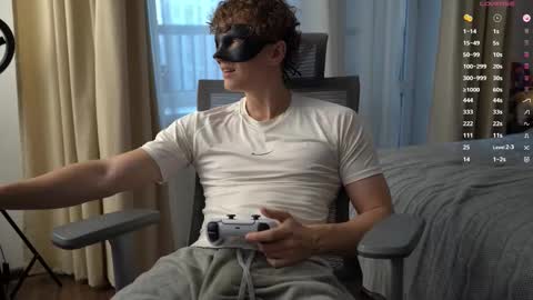 Snapshot of maestro3369 chatting on February 25, 2026, 2:48 pm Mike XMaestro 3369 online show from February 25, 2026, 2:48 pm