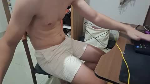 Snapshot of magicstick3003 chatting on February 17, 2026, 5:59 am Eli online show from February 17, 2026, 5:59 am