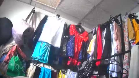 Snapshot of maite2020 chatting on December 12, 2024, 3:37 pm maite2020 online show from December 12, 2024, 3:37 pm