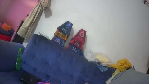 Snapshot of maite2020 chatting on December 13, 2024, 12:17 pm maite2020 online show from December 13, 2024, 12:17 pm