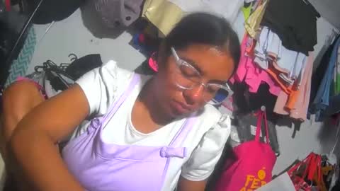 Snapshot of maite2020 chatting on December 21, 2024, 11:01 am maite2020 online show from December 21, 2024, 11:01 am