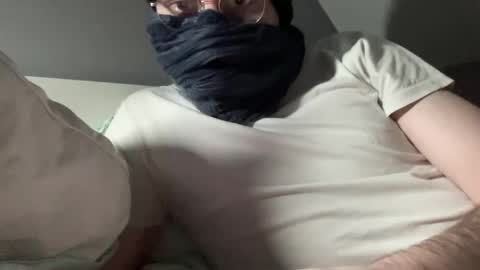 Snapshot of malinxlelynx_ chatting on February 22, 2025, 11:13 pm Charlyyee online show from February 22, 2025, 11:13 pm