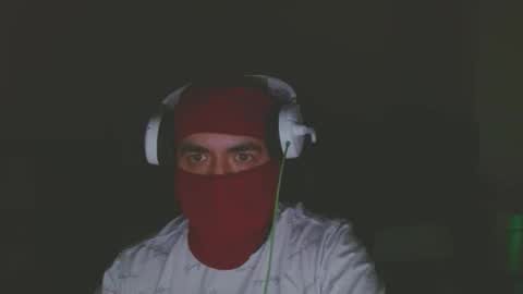 Snapshot of manuelvalentine chatting on February 5, 2026, 1:10 am ManuelValentine online show from February 5, 2026, 1:10 am