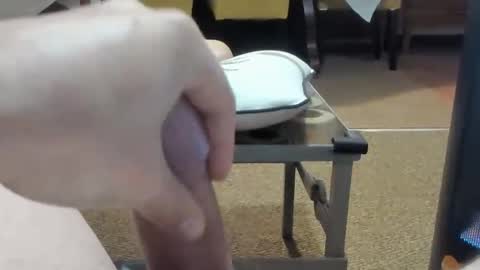 manumanu8585 online show from February 19, 2026, 2:02 pm