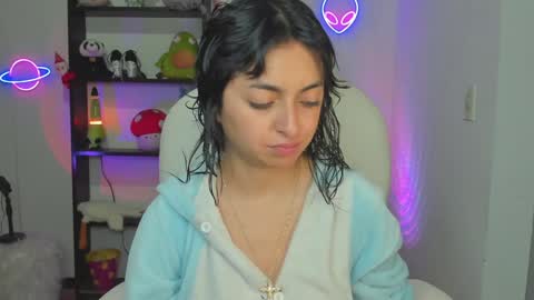 Snapshot of marcelinegh chatting on December 4, 2024, 11:08 am Marceline online show from December 4, 2024, 11:08 am