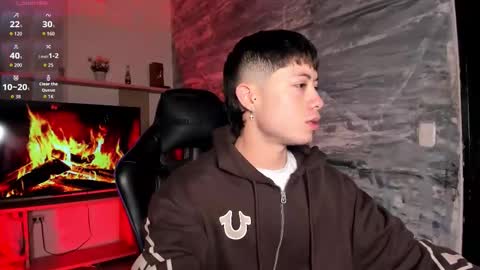 Snapshot of marcuscollins1_ chatting on February 14, 2026, 12:24 pm Marcus online show from February 14, 2026, 12:24 pm