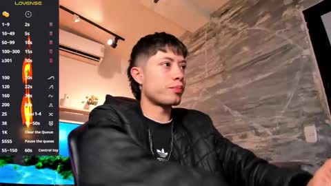 Snapshot of marcuscollins1_ chatting on February 18, 2026, 12:45 pm Marcus online show from February 18, 2026, 12:45 pm