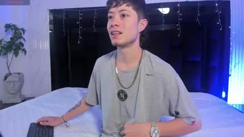 Snapshot of marcuscollins1_ chatting on March 2, 2026, 1:07 pm Marcus online show from March 2, 2026, 1:07 pm