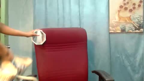 Snapshot of margamondragon10 chatting on January 6, 2026, 10:52 am Marven online show from January 6, 2026, 10:52 am