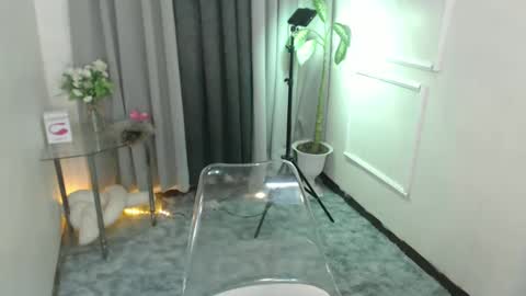 Snapshot of mariamercedesxxx chatting on February 15, 2025, 12:01 pm maria online show from February 15, 2025, 12:01 pm