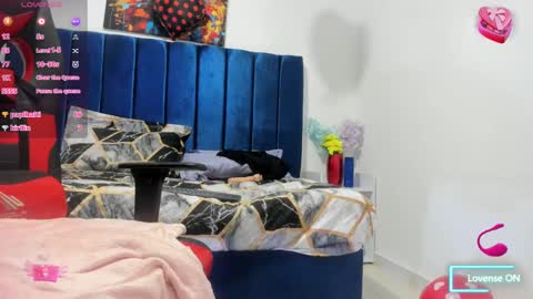 mariana_star1 online show from February 19, 2025, 2:55 pm