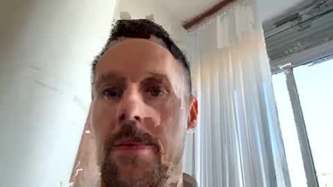 Snapshot of mark__39 chatting on February 18, 2026, 10:33 am Mark online show from February 18, 2026, 10:33 am