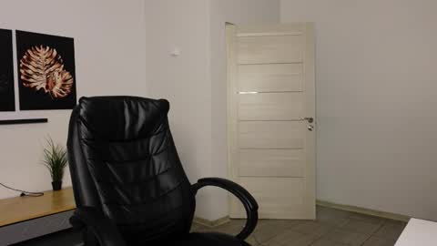 Snapshot of mark_karson chatting on February 24, 2026, 5:55 pm MARK KARSON online show from February 24, 2026, 5:55 pm