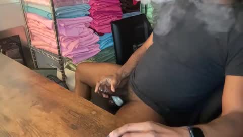 Snapshot of marriedblkbator chatting on February 3, 2025, 2:34 pm marriedblkbator online show from February 3, 2025, 2:34 pm