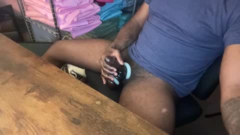 Snapshot of marriedblkbator chatting on February 24, 2025, 5:31 pm marriedblkbator online show from February 24, 2025, 5:31 pm