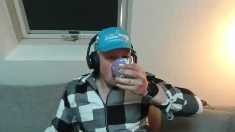 mars0481 online show from February 14, 2025, 9:45 am