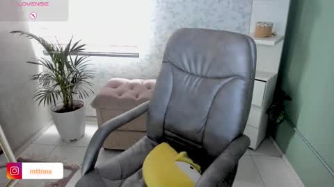 Snapshot of martiiinaa_ chatting on February 13, 2026, 3:08 pm Martina online show from February 13, 2026, 3:08 pm