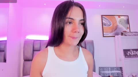 Snapshot of martina_mancinii chatting on October 6, 2025, 1:30 pm Martina online show from October 6, 2025, 1:30 pm