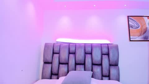 Snapshot of martina_mancinii chatting on November 25, 2025, 1:55 pm Martina online show from November 25, 2025, 1:55 pm