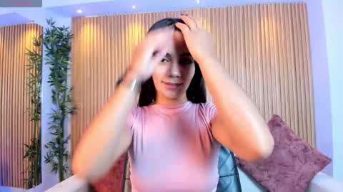 Snapshot of martina_mancinii chatting on November 30, 2025, 12:31 pm Martina online show from November 30, 2025, 12:31 pm