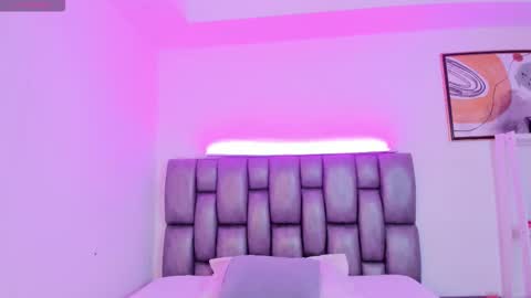 Snapshot of martina_mancinii chatting on January 14, 2026, 11:49 am Martina online show from January 14, 2026, 11:49 am